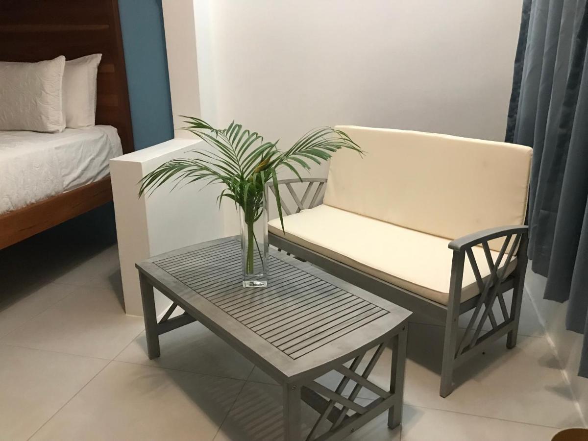 Sommerville Resorts Негрил Экстерьер фото