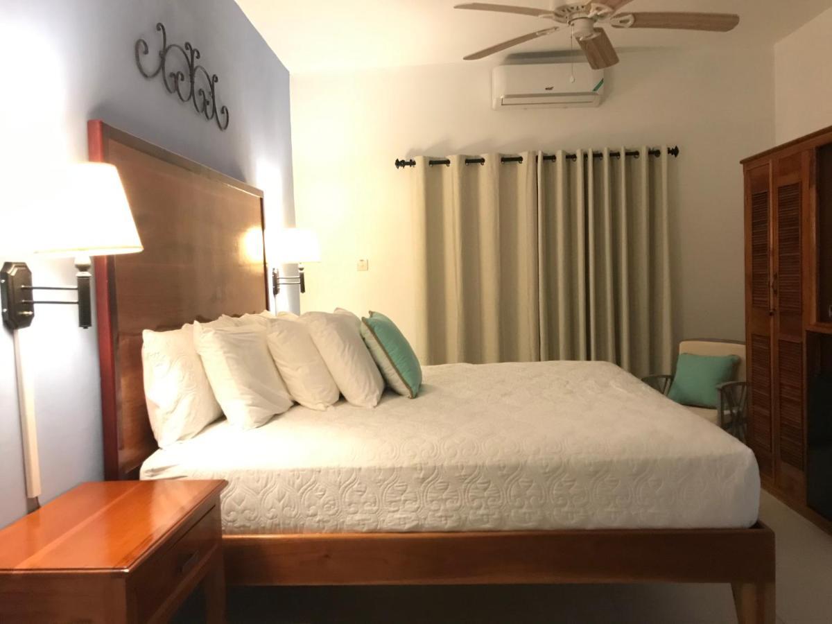 Sommerville Resorts Негрил Экстерьер фото